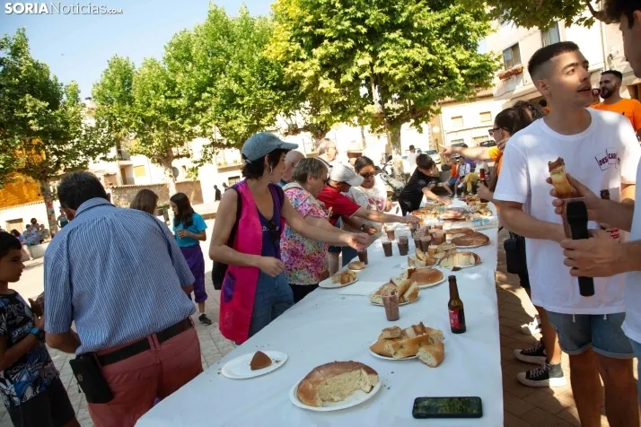 Chocolatada Día de las peñas en San Esteba 2024