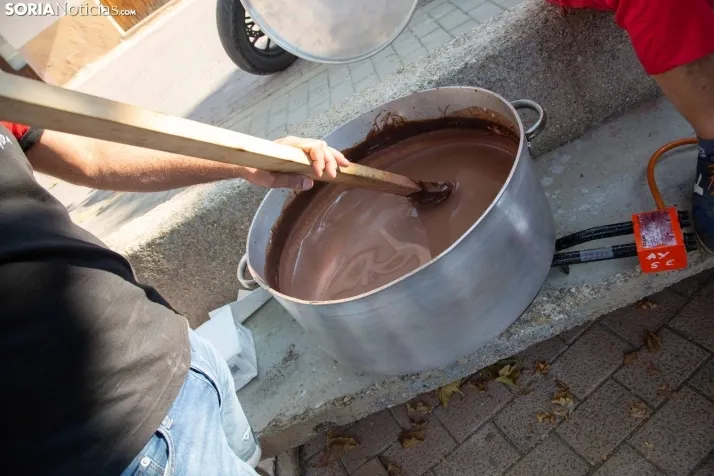 Chocolatada Día de las peñas en San Esteba 2024