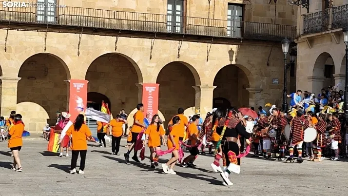 Una imagen de la tarde en la plaza Mayor de Soria hoy sábado. /SN