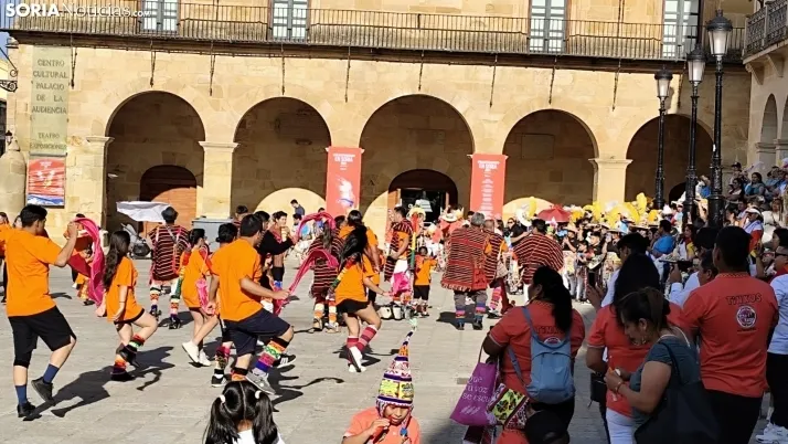 Una imagen de la tarde en la plaza Mayor de Soria hoy sábado. /SN