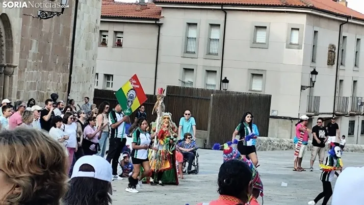 Una imagen de la tarde en la plaza Mayor de Soria hoy sábado. /SN