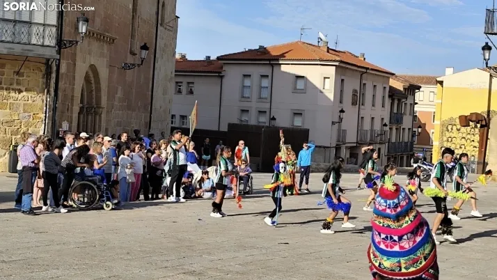 Una imagen de la tarde en la plaza Mayor de Soria hoy sábado. /SN