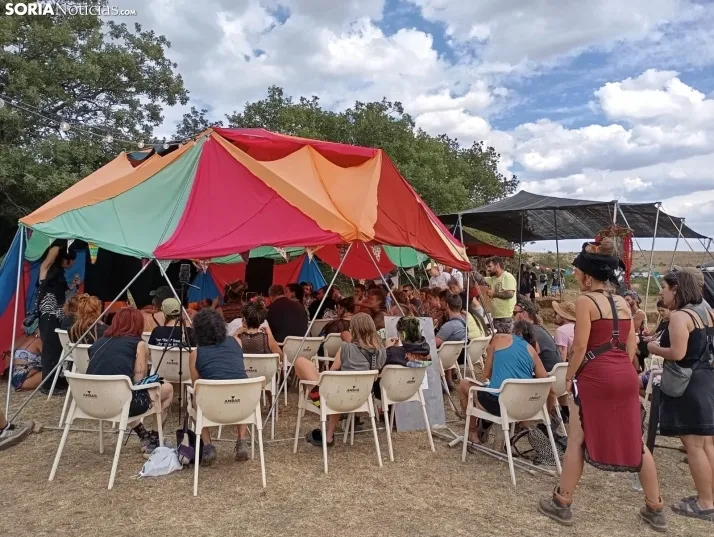 Minigaler&iacute;a | M&aacute;s de 1.000 personas disfrutan de III Trashumante Festival en Castilfr&iacute;o d
