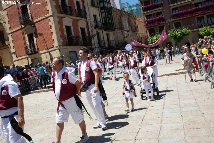 Lunes de Bailas 2024