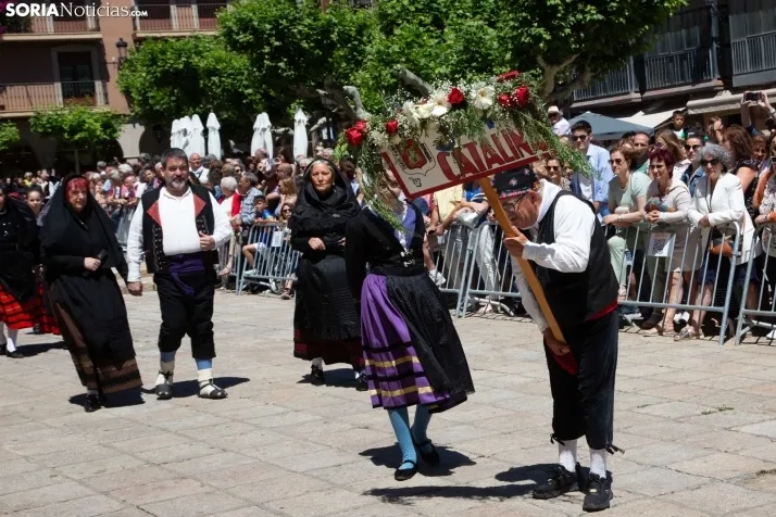 Lunes de Bailas 2024