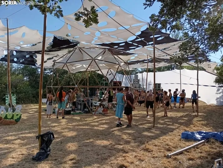 Minigaler&iacute;a | M&aacute;s de 1.000 personas disfrutan de III Trashumante Festival en Castilfr&iacute;o d