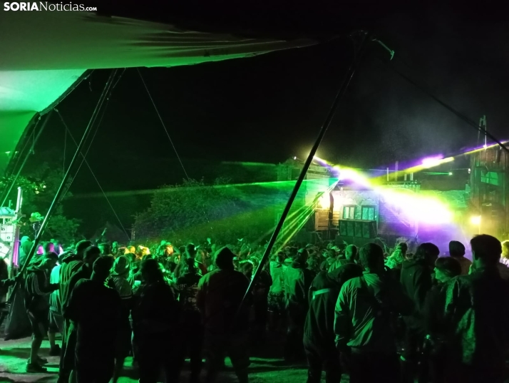 Minigaler&iacute;a | M&aacute;s de 1.000 personas disfrutan de III Trashumante Festival en Castilfr&iacute;o d