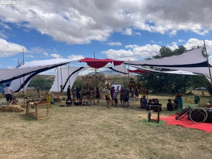 Minigaler&iacute;a | M&aacute;s de 1.000 personas disfrutan de III Trashumante Festival en Castilfr&iacute;o d