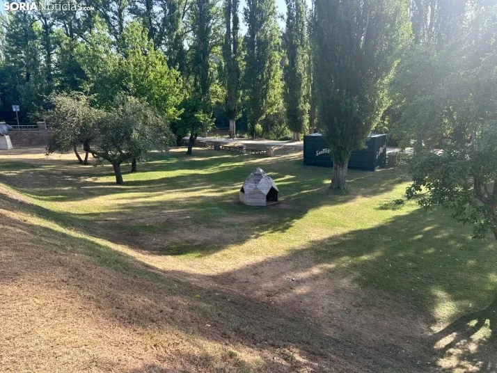 En im&aacute;genes: Las orillas del Duero, pr&aacute;cticamente impolutas, tras la celebraci&oacute;n del Encl