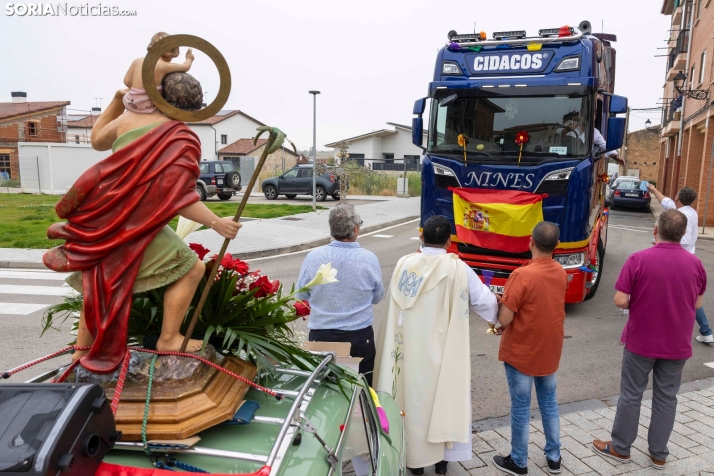 GALER&Iacute;A | &Oacute;lvega celebra San Crist&oacute;bal con su tradicional bendici&oacute;n de camiones