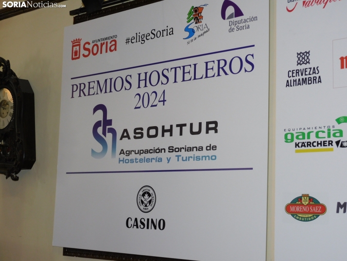 Fotos: Los hosteleros premian a Luis &Aacute;ngel del Rinc&oacute;n (Motores), la Queru y el Casino