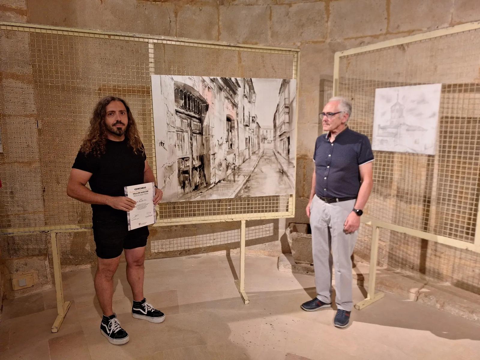 Foto 2 - El arte se abri&oacute; paso entre los chubascos en el IV Concurso de Pintura R&aacute;pida de Almaz&aacute;n