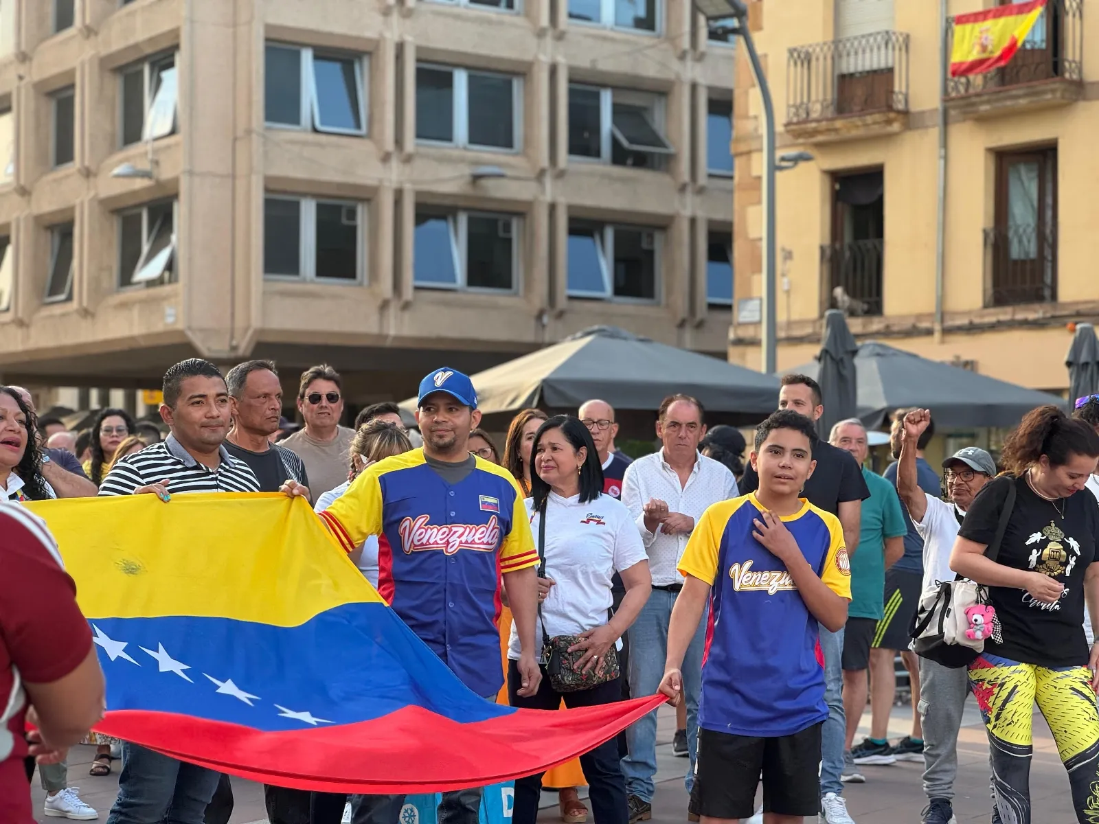 Foto 7 - Serrano sobre Venezuela: &ldquo;No se puede permitir que expresidentes y partidos pol&iacute;ticos apoyen a Maduro&rdquo;