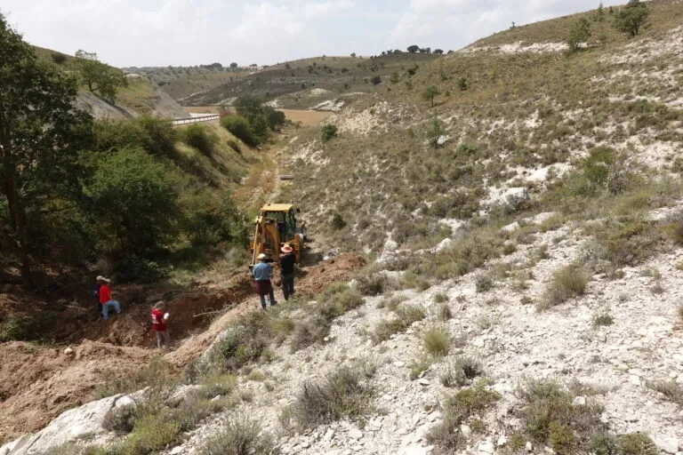 Foto 2 - Recuerdo y Dignidad exhumar&aacute; dos fosas comunes en Villasayas 