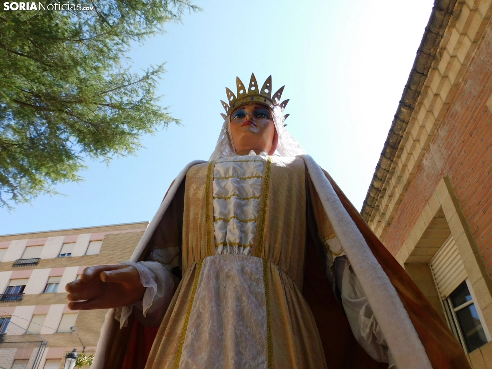 GALERÍA | Los gigantes y cabezudos salen a las calles de Soria por las fiestas de San Lorenzo