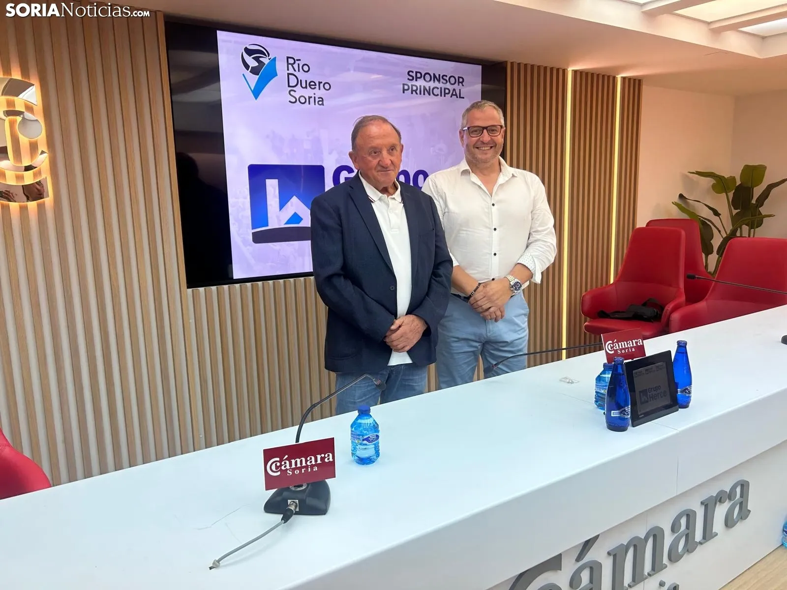 Foto 2 - Grupo Herce tiende su mano al R&iacute;o Duero para seguir patrocinando al equipo en el futuro
