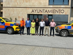 Foto 3 - La Junta entrega material por valor de 7.000 euros y un coche a Protección Civil de Medinaceli