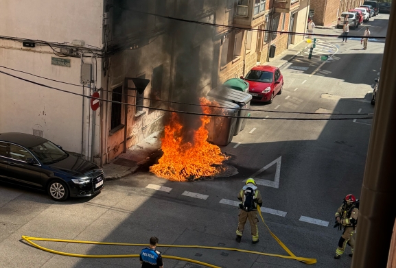 Arde otro contenedor en El Calaverón