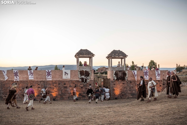 Galer&iacute;a | Garray se transforma en el escenario de la batalla de los elefantes 