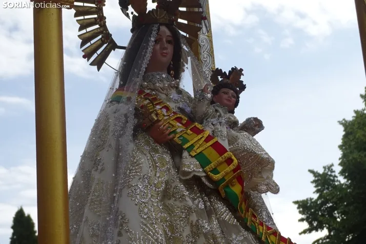 Una imagen de la fiesta boliviana esta mañana en la Dehesa. (PC