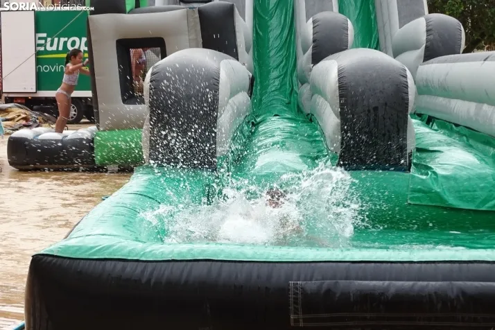 Una imagen de la mañana festiva hoy sábado en Almazán. /PC