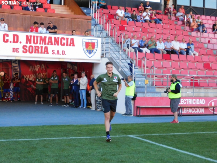 El Numancia gana 2-1 a la Ponferradina en su partido de presentaci&oacute;n