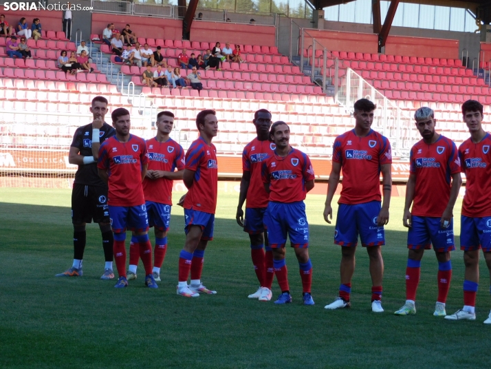 El Numancia gana 2-1 a la Ponferradina en su partido de presentaci&oacute;n