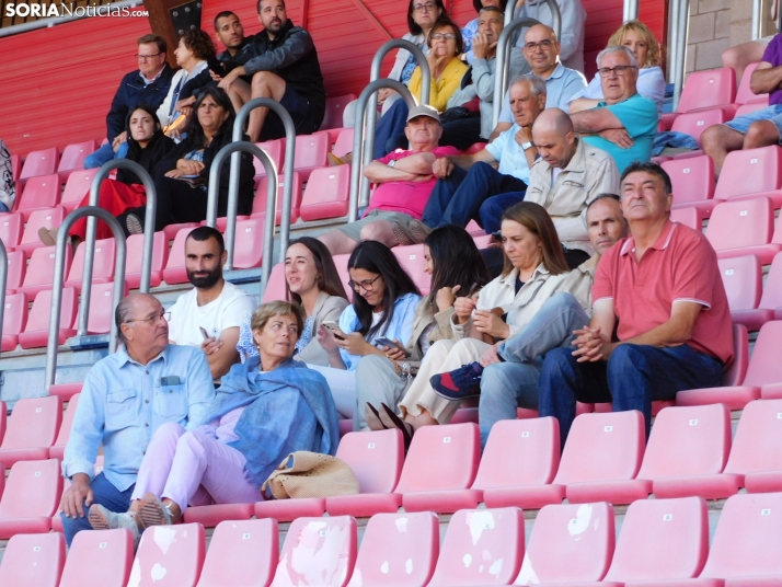 El Numancia gana 2-1 a la Ponferradina en su partido de presentaci&oacute;n