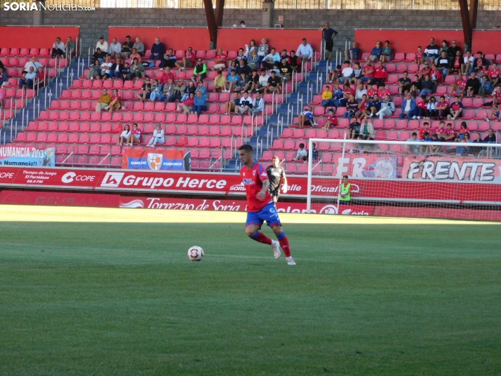 El Numancia gana 2-1 a la Ponferradina en su partido de presentaci&oacute;n