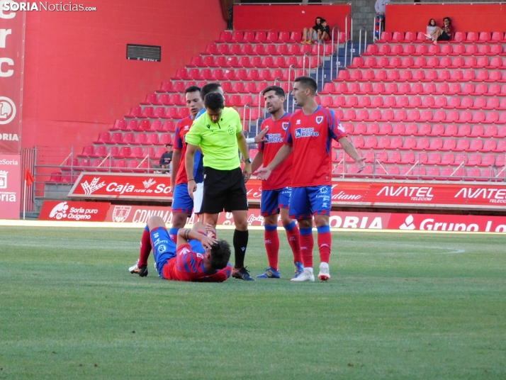 El Numancia gana 2-1 a la Ponferradina en su partido de presentaci&oacute;n