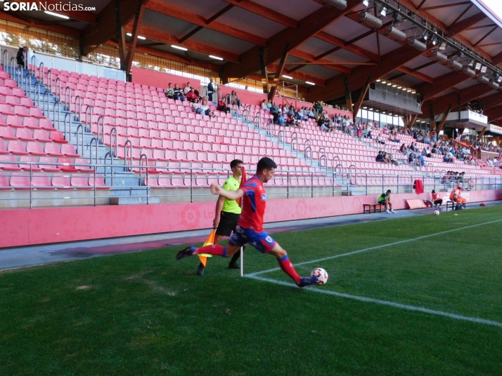 El Numancia gana 2-1 a la Ponferradina en su partido de presentaci&oacute;n