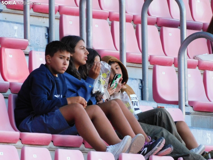 El Numancia gana 2-1 a la Ponferradina en su partido de presentaci&oacute;n