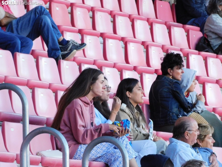 El Numancia gana 2-1 a la Ponferradina en su partido de presentaci&oacute;n