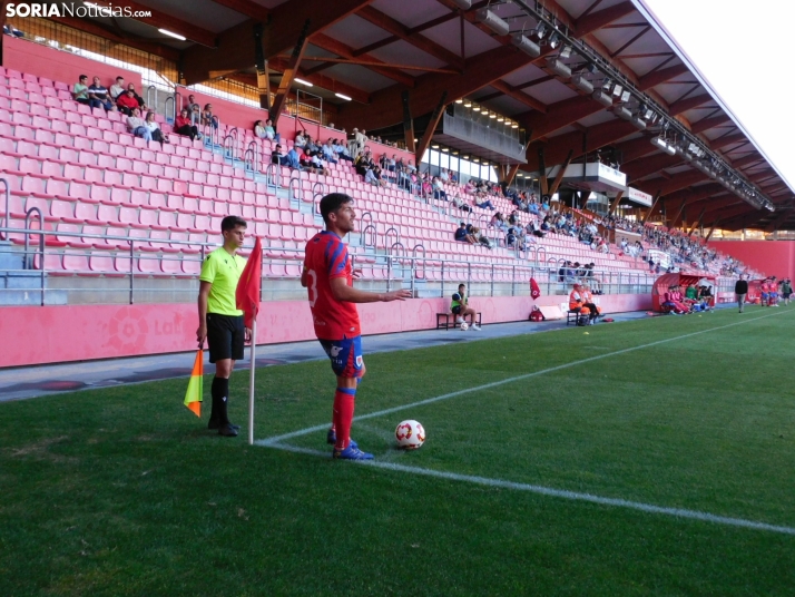 El Numancia gana 2-1 a la Ponferradina en su partido de presentaci&oacute;n