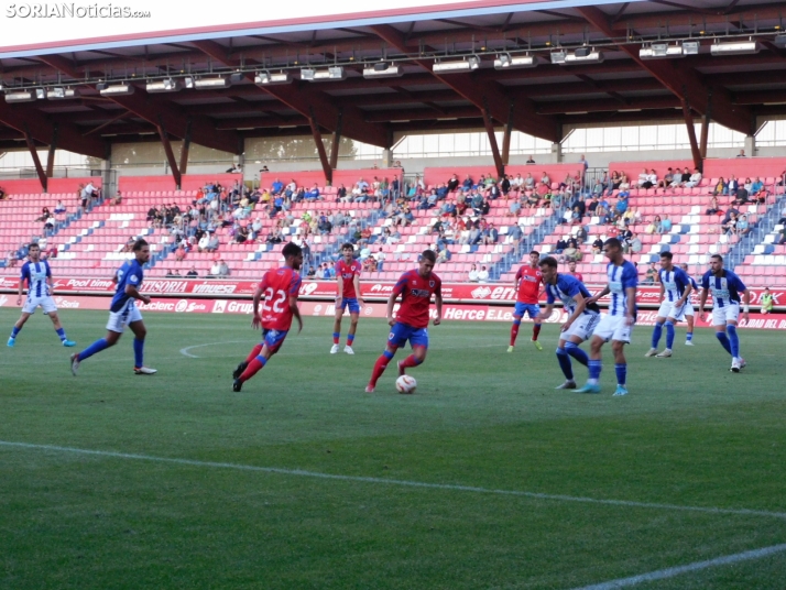 El Numancia gana 2-1 a la Ponferradina en su partido de presentaci&oacute;n