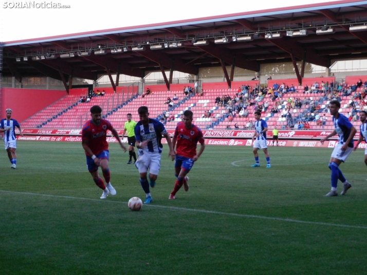 El Numancia gana 2-1 a la Ponferradina en su partido de presentaci&oacute;n