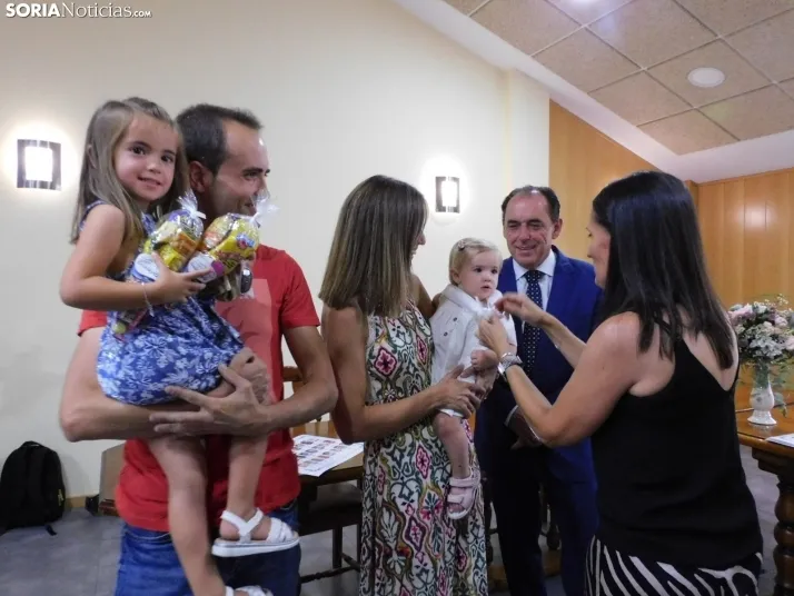 Entrega de pañuelos de Golmayo 2024