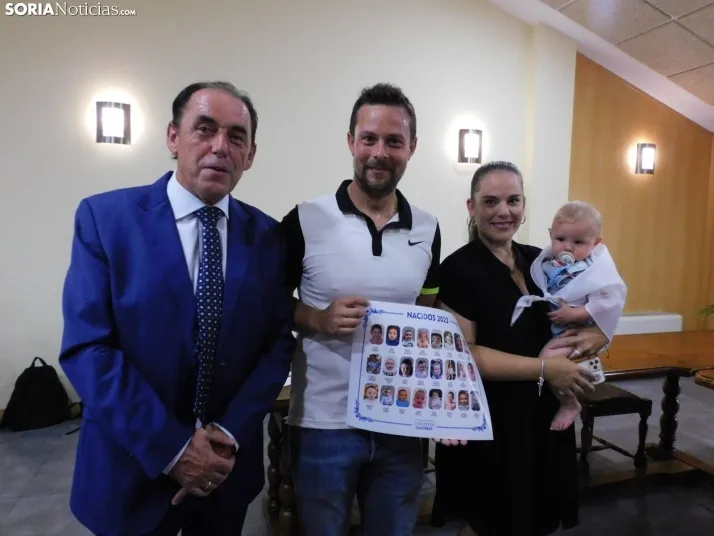 Entrega de pañuelos de Golmayo 2024