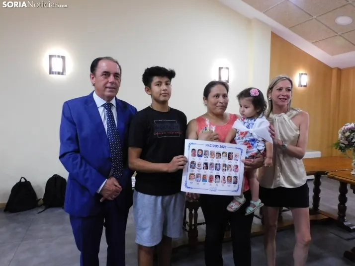 Entrega de pañuelos de Golmayo 2024