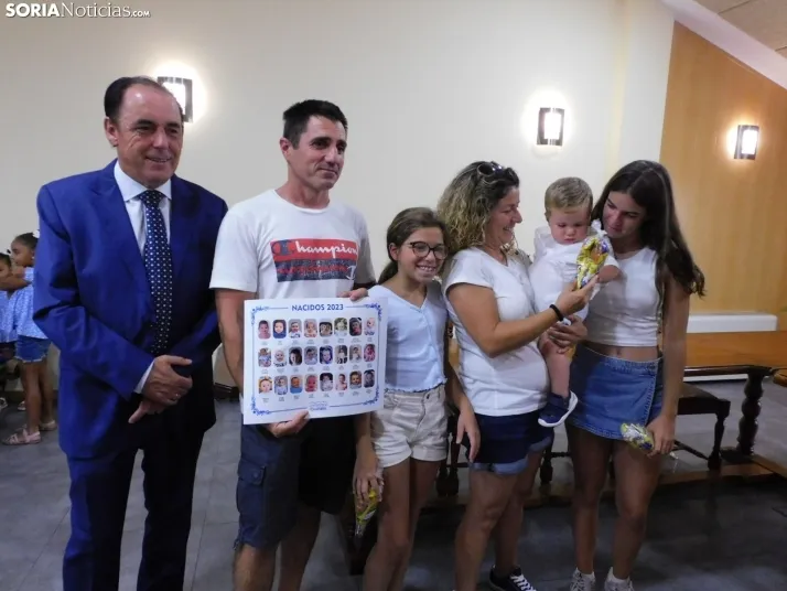 Entrega de pañuelos de Golmayo 2024