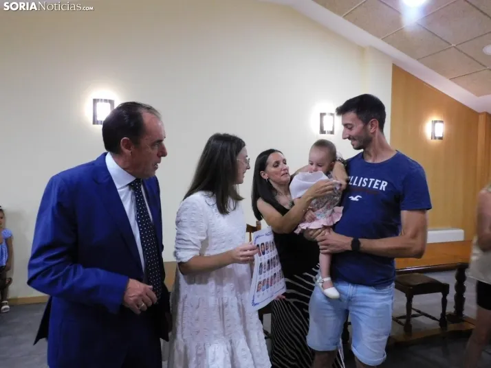 Entrega de pañuelos de Golmayo 2024