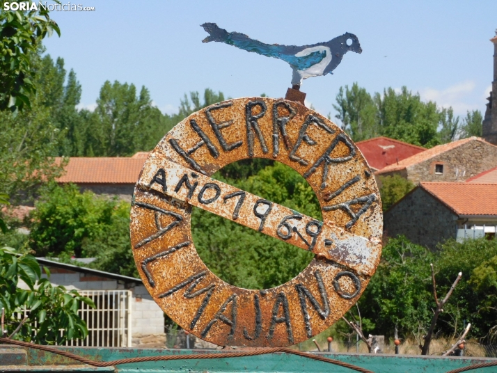 GALER&Iacute;A | Un museo (al aire libre) de las herramientas de cultivo 