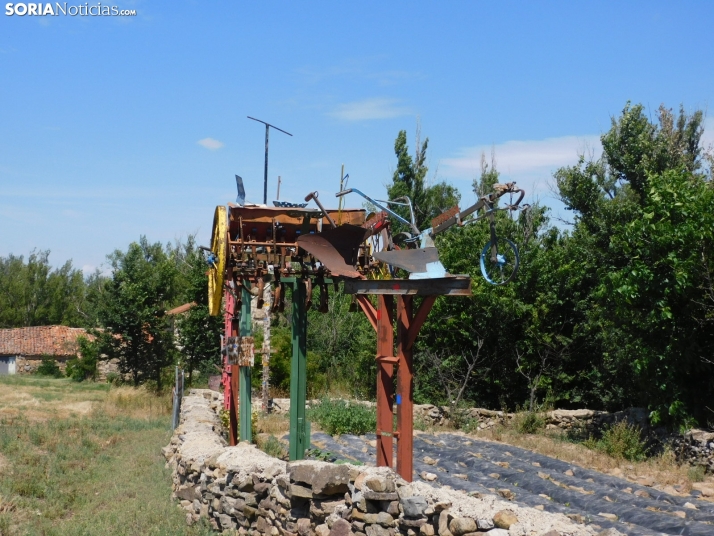 GALER&Iacute;A | Un museo (al aire libre) de las herramientas de cultivo 