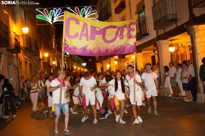 Desfile de peñas El Burgo 2024