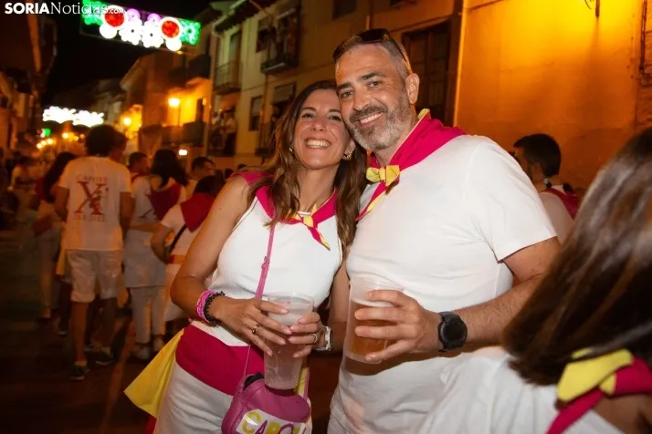 Desfile de peñas El Burgo 2024