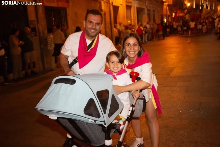 Desfile de peñas El Burgo 2024