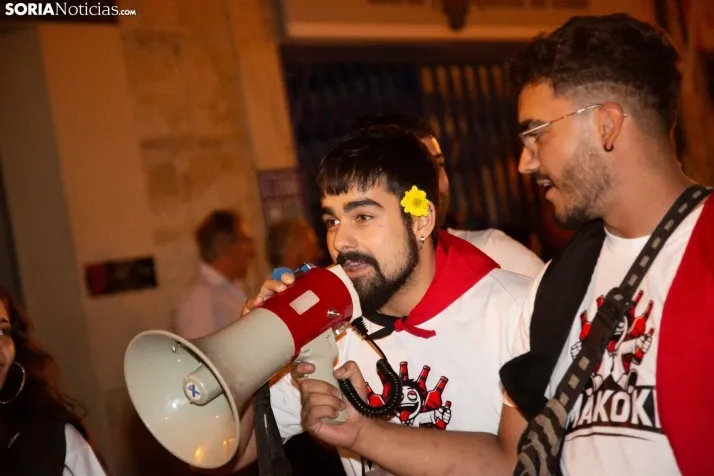 Desfile de peñas El Burgo 2024
