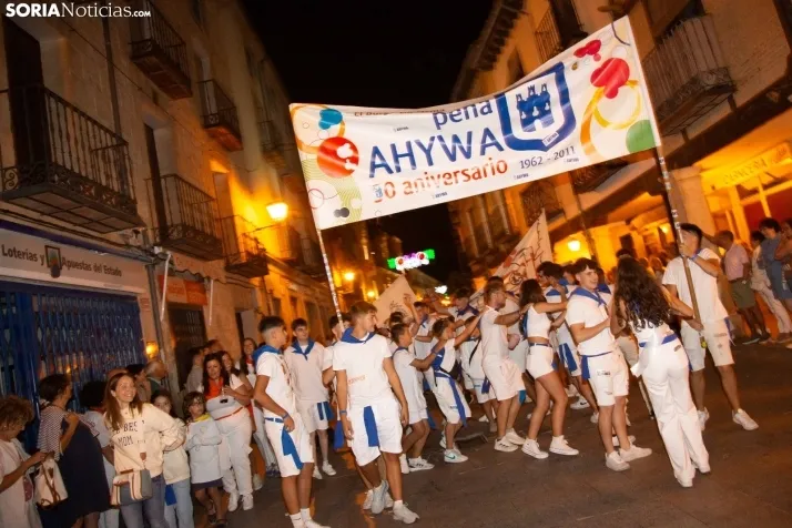 Desfile de peñas El Burgo 2024
