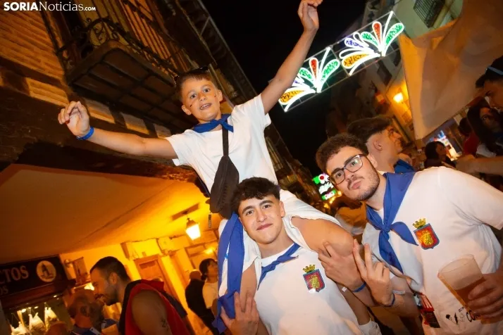 Desfile de peñas El Burgo 2024