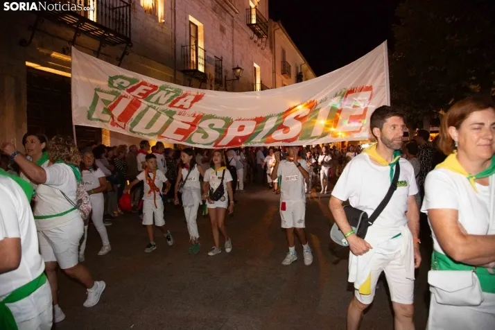 Desfile de peñas El Burgo 2024